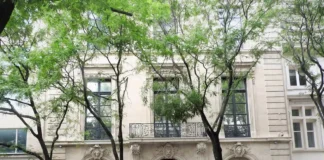 Exjefe de Victoria’s Secret vendió su mansión a Epstein por el precio de unas tazas de café