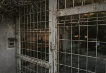 Así es la ‘CASA DE LOS HORRORES’ donde una mujer estuvo secuestrada casi 700 días en España