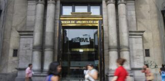 Bolsas de América Latina superan a Wall Street con récord histórico