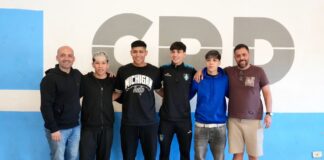 Gracias al convenio firmado con el Municipio, cuatro jóvenes podrán jugar en el Club Xeneize