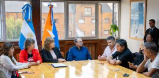 “El acuerdo garantiza salarios y estabilidad para todos los trabajadores portuarios”