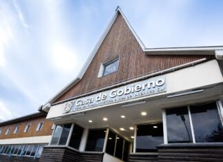 El Gobernador convocó a gremios estatales a una reunión