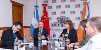 Von Der Thusen solicitó al Embajador de China inversiones para Río Grande