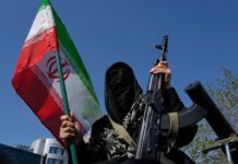 TEHERÁN promete una PRONTA REPRESALIA por el ataque estadounidense contra un buque iraní