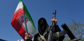 TEHERÁN promete una PRONTA REPRESALIA por el ataque estadounidense contra un buque iraní