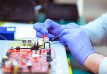 “Estamos trabajando con nuestro equipo y con el sector productivo para evaluar el alcance del nuevo decreto”