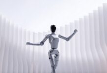 China presenta a Luna, el primer robot ‘humanoide femenino’ de tamaño completo