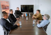 Gobierno acordó incremento salarial con la policía de la provincia y el servicio penitenciario