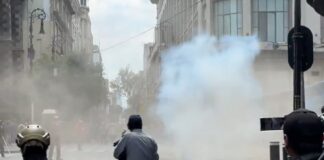 Trabajadores de la educación protestan en México y amenazan con boicotear el Mundial