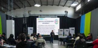 Taller de autonomía para el uso del transporte público en Río Grande