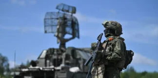 Rusia mantiene abierta la vía diplomática con Ucrania