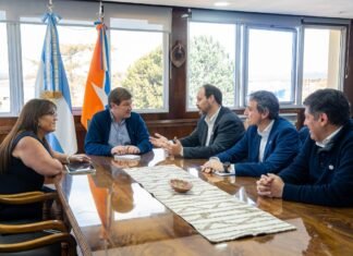 Melella se reunió con TotalEnergies por inversiones en Tierra del Fuego